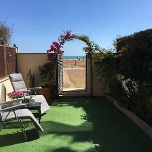  Apartment Beach Flat With Garden Spanien